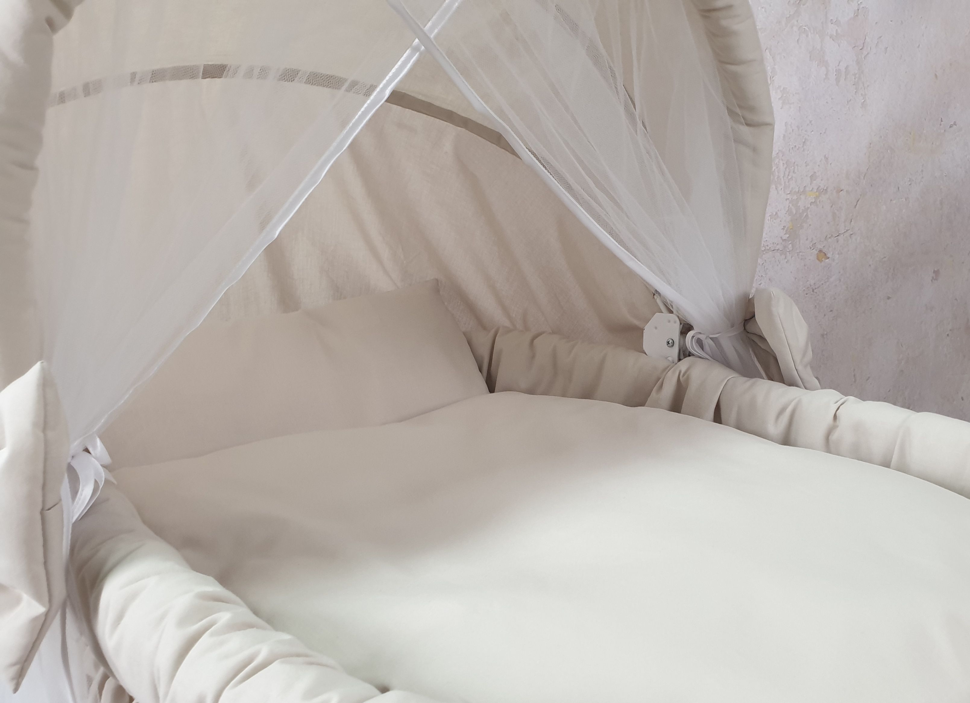 Ropa de cama para moisés 7 piezas con capota y mosquitera beige algodón - foto 2