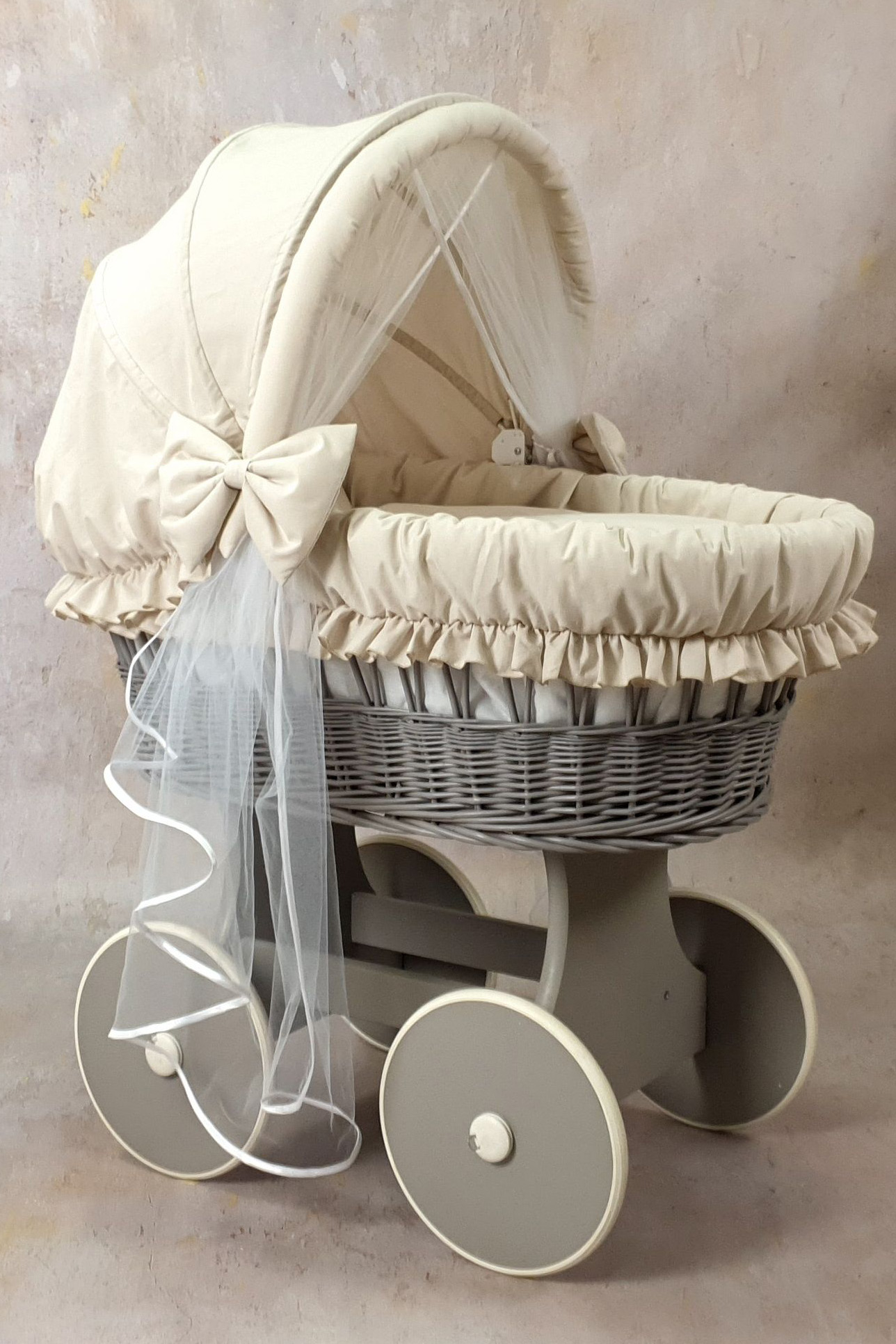 Moisés completo de mimbre con capota y mosquitera beige, blanco, gris algodón serie BSBE-MOS