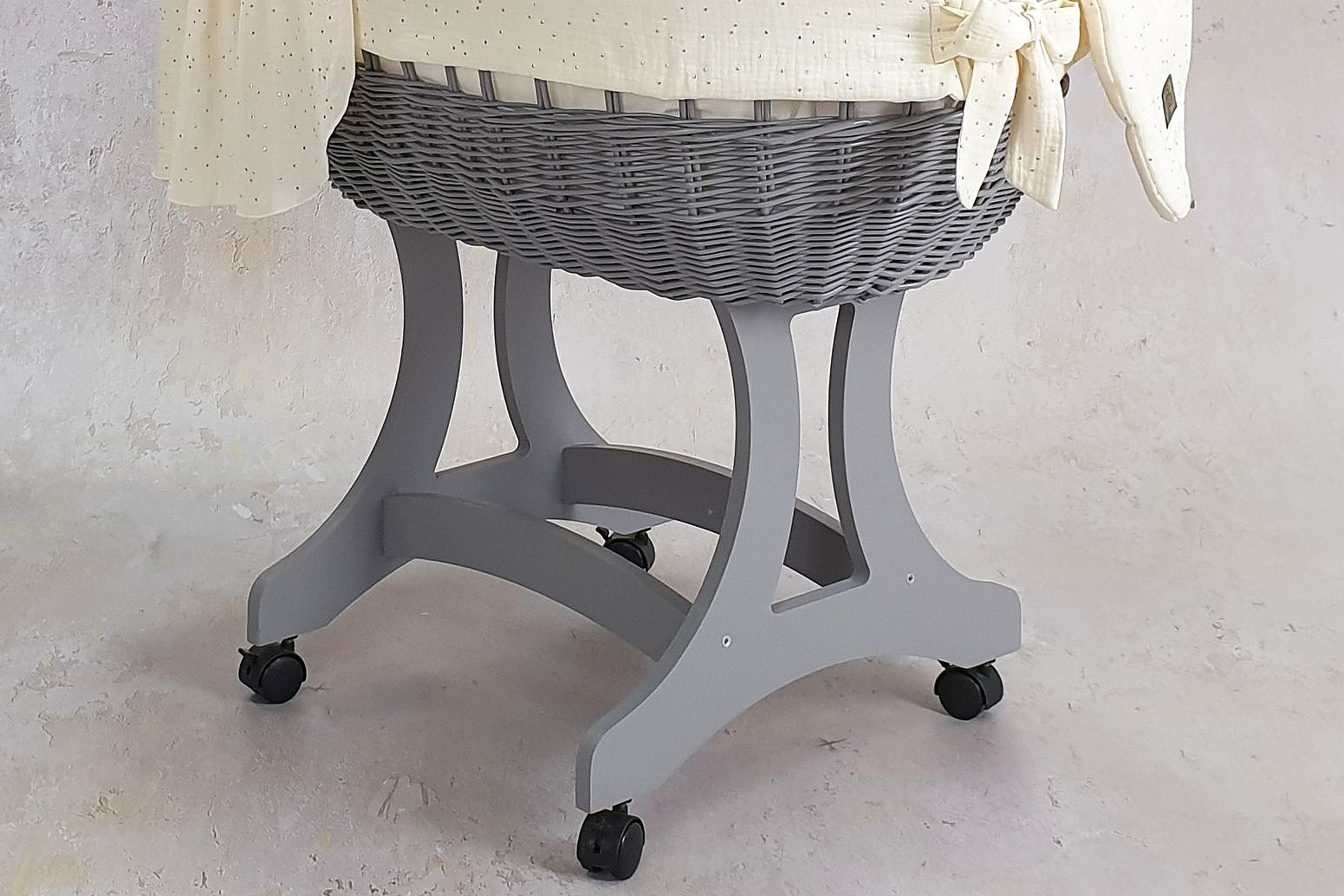 Moisés completo de mimbre con dosel y ropa de cama gris, crudo muselina y algodón serie to5019 - foto 5