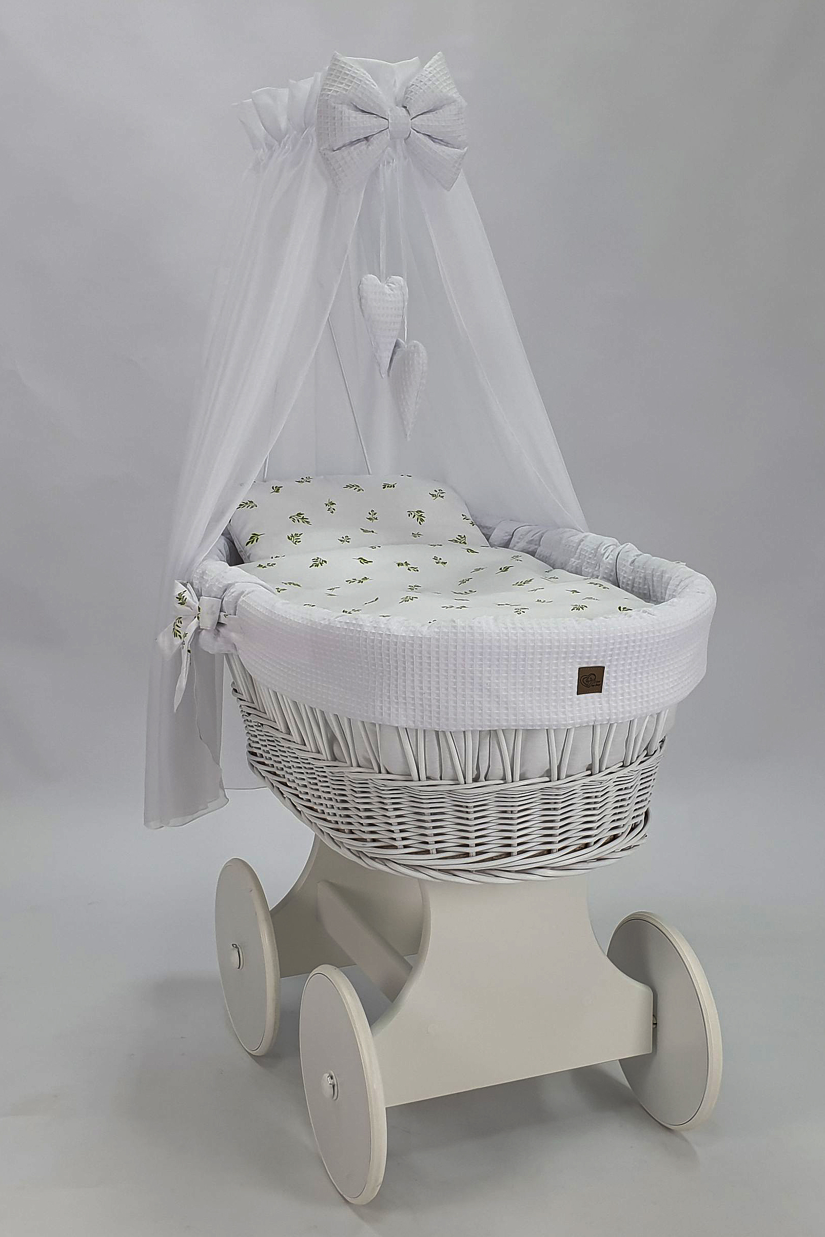 Moisés completo de mimbre con dosel y ropa de cama blanco tejido waffle serie HBBI-KOLA