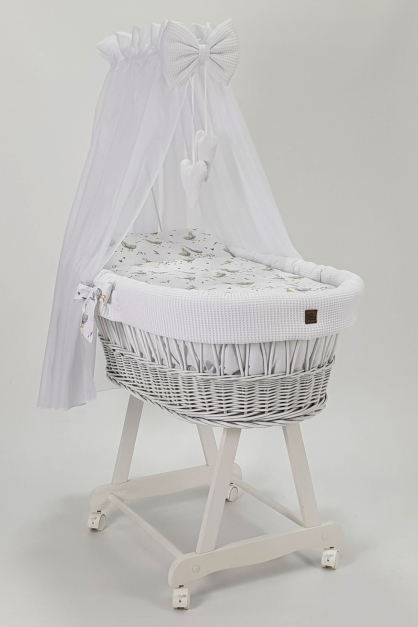 Moisés completo de mimbre con dosel y ropa de cama blanco tejido waffle serie HBBI-MOS-G